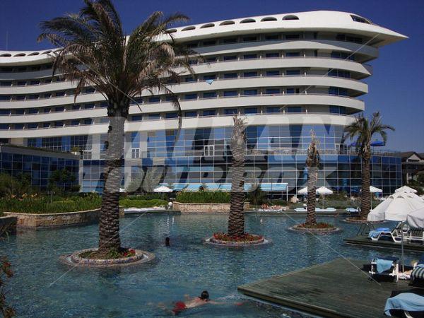 holiday in Concorde Deluxe Resort
