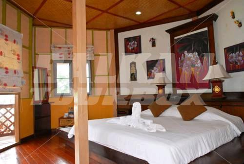 holiday in Koh Tao Coral Grand Resort