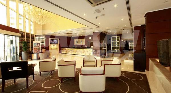 почивка в Howard Johnson Bur Dubai