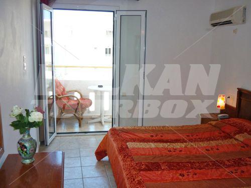 holiday in Pela Maria