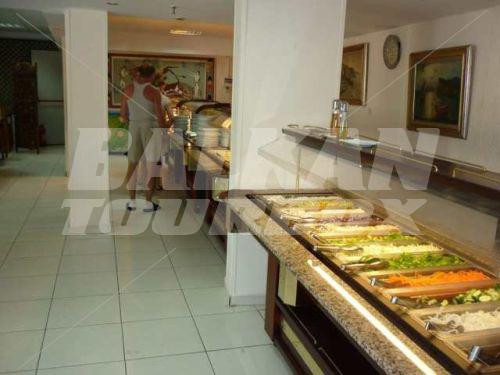 holiday in Pela Maria