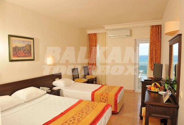 holiday in Mirador