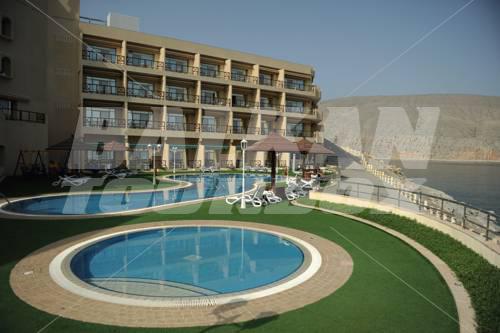 почивка в Golden Tulip Khasab Resort