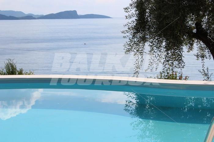 holiday in Enjoy Lichnos Bay Village