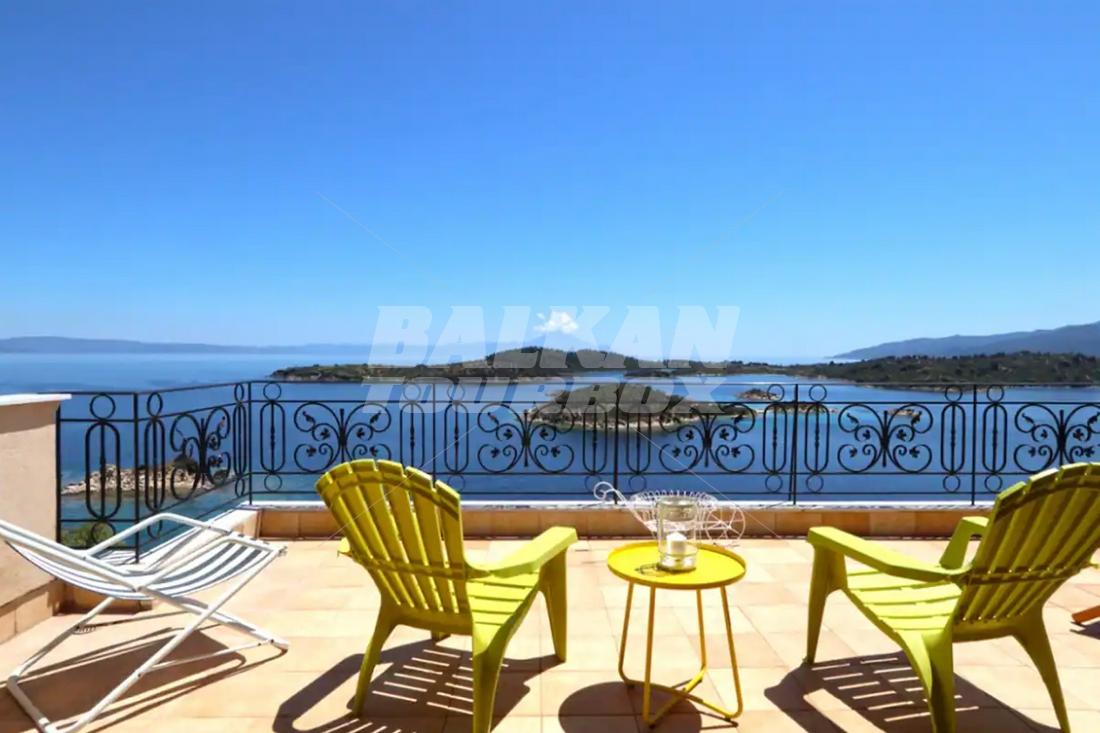 почивка в Aeriko Amazing Sea View