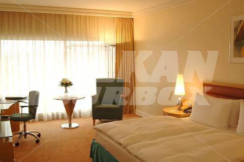 почивка в Hilton Frankfurt