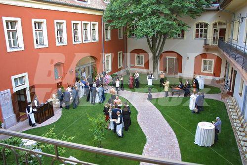почивка в St. George Residence