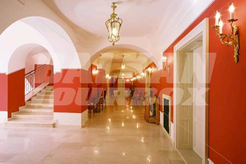 почивка в St. George Residence