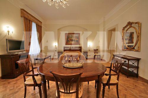 почивка в St. George Residence