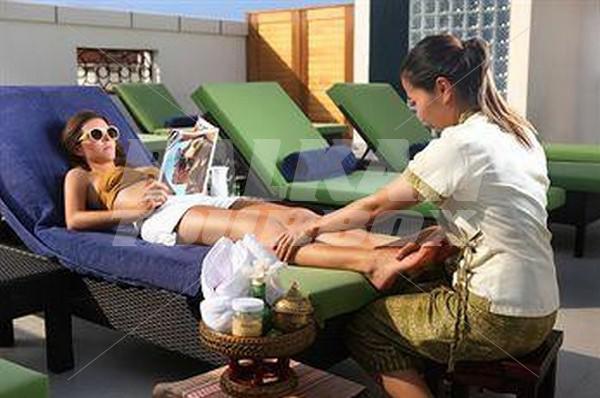 почивка в Cosmopolitan Hotel