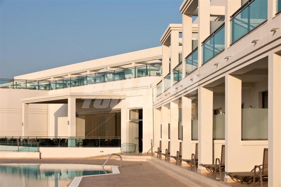 holiday in SENTIDO Apollo Blue