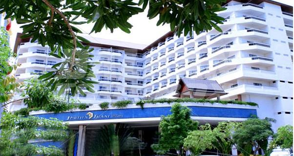 holiday in  Jomthien Thani