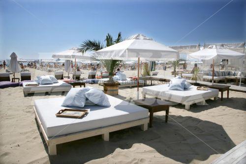holiday in Majestic Beach