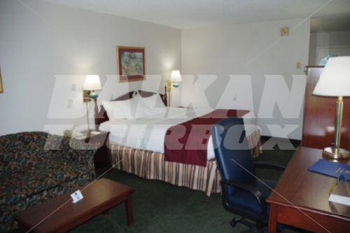 почивка в Best Western Holiday Plaza