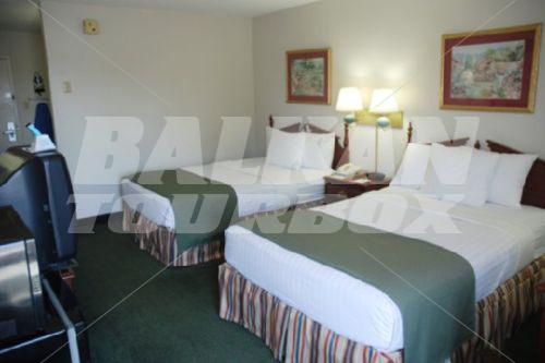 почивка в Best Western Holiday Plaza