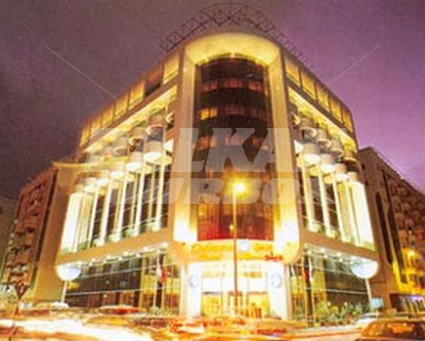 почивка в Delmon Hotel