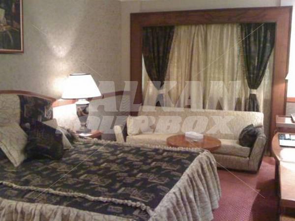 почивка в Delmon Hotel