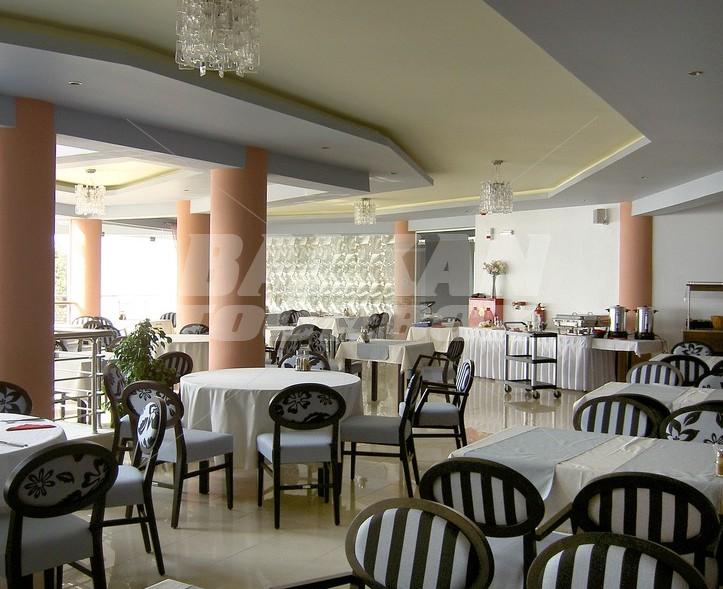 почивка в Blue Dream Palace Tripiti