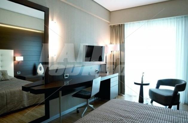 почивка в Blue Dream Palace Tripiti