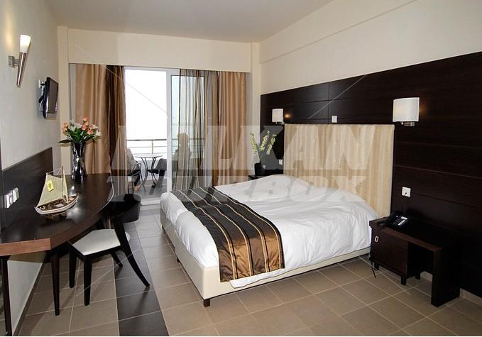 почивка в Blue Dream Palace Tripiti