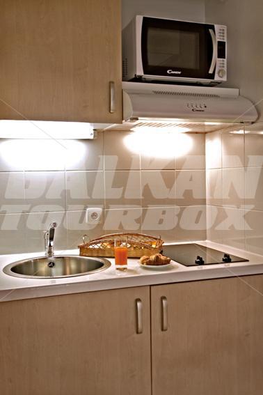 почивка в Montpellier Grand Angle Hotelience