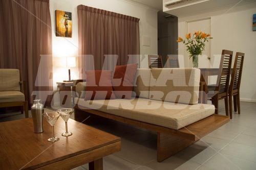 почивка в Cullen Bay Resort