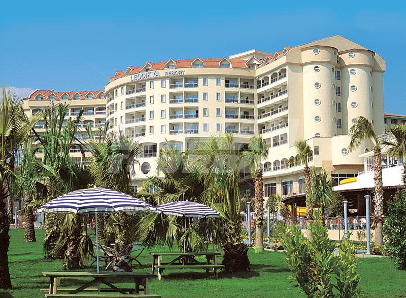 почивка в  Kirman Leodikya Resort