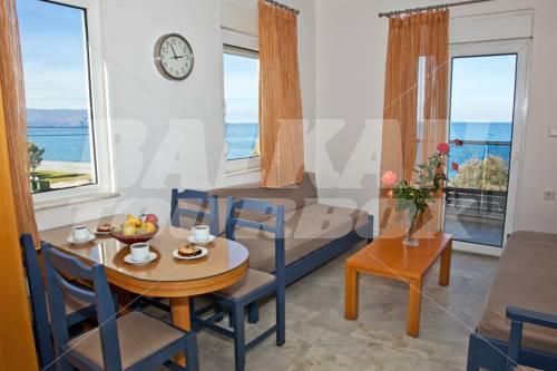holiday in Maleme Mare Beachside