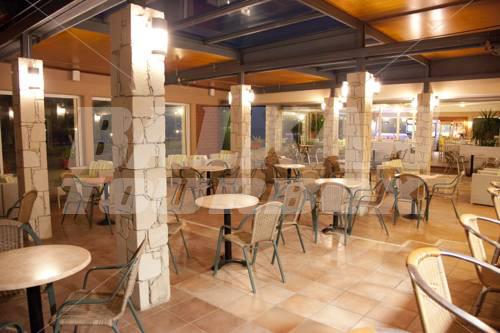 holiday in Maleme Mare Beachside