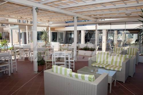 holiday in Maleme Mare Beachside