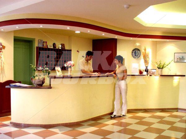 holiday in Klio Apart Hotel