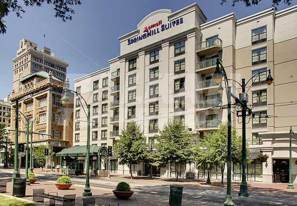 почивка в  SpringHill Suites by Marriott Memphis Downtown