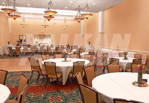 почивка в SpringHill Suites by Marriott Memphis Downtown