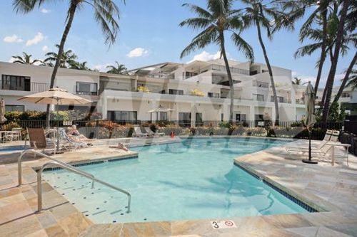 почивка в Outrigger Royal Sea Cliff