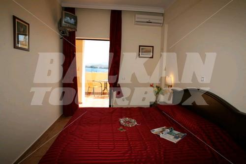 почивка в Corfu Secret