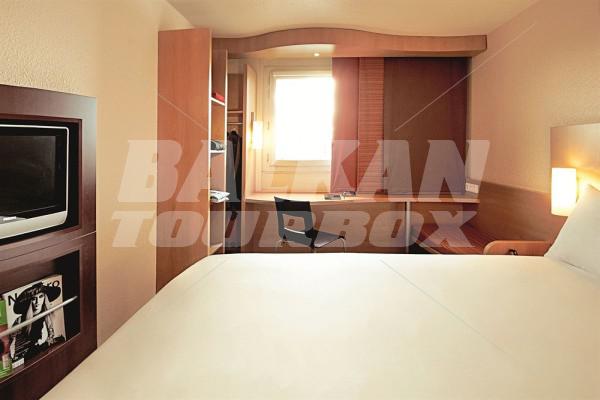 почивка в Ibis Milano Centro Hotel
