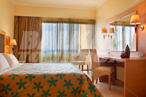 holiday in Mareblue Cosmopolitan Beach Resort