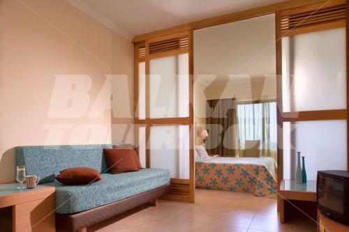 holiday in Mareblue Cosmopolitan Beach Resort