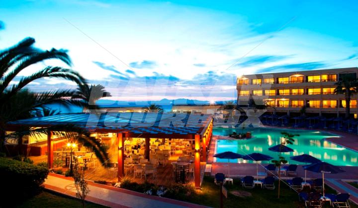 holiday in Mareblue Cosmopolitan Beach Resort