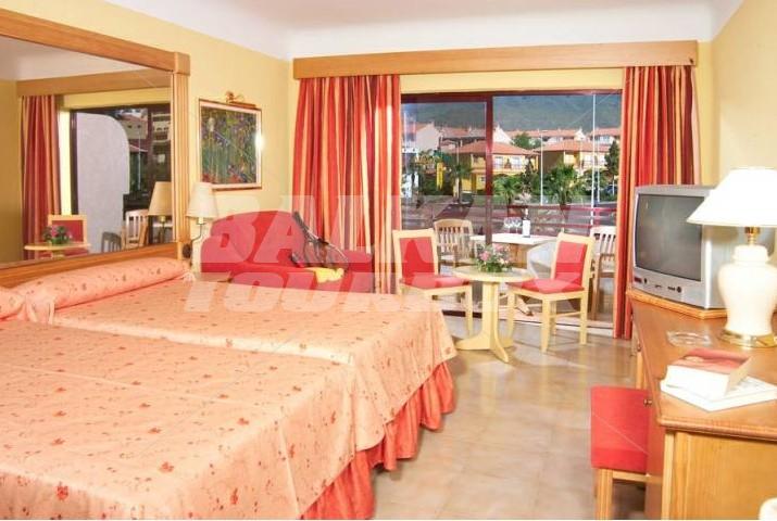 holiday in Fanabe Costa Sur