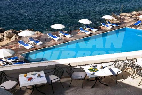 holiday in Royal Ariston