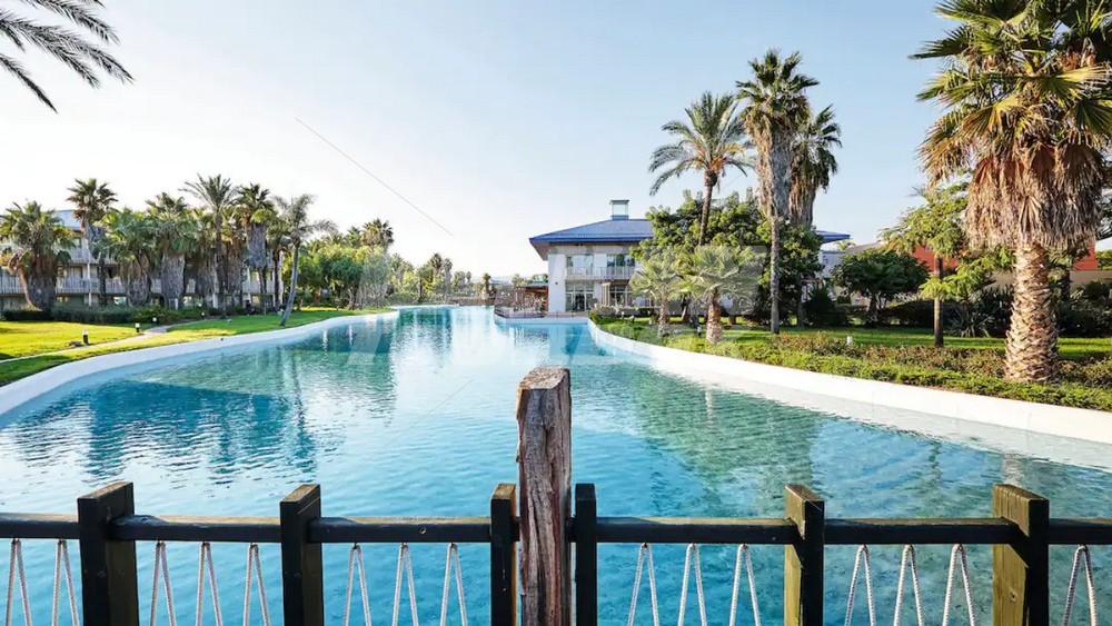 почивка в  Caribe Hotel at PortAventura World