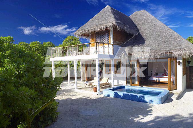 почивка в The Island Hideaway at Dhonakulhi, Maldives, Spa Resort & Marina