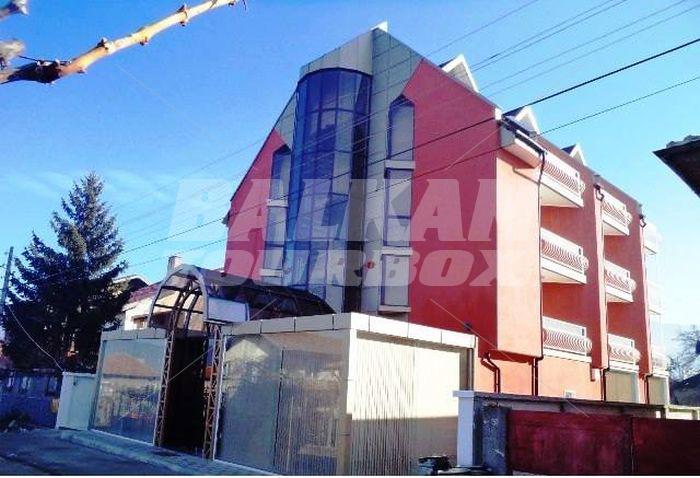 почивка в Хотел Виа Лакус