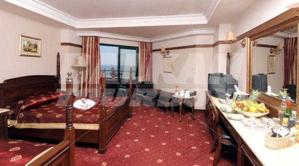 почивка в Delphin Palace Deluxe