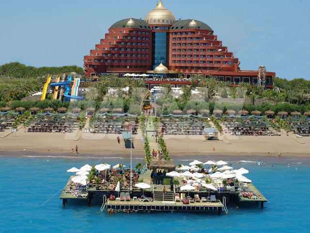 почивка в Delphin Palace Deluxe