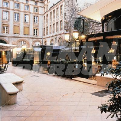 почивка в Grand De L Opera