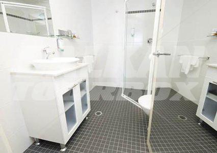 почивка в Clifton Suites On Northbourne Canberra