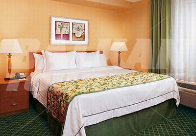 почивка в Fairfield Inn & Suites by Marriott Kansas City Liberty