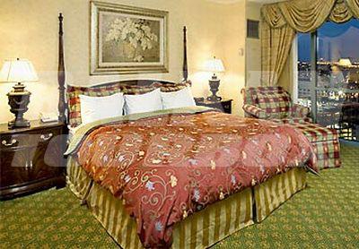 почивка в Norfolk Waterside Marriott